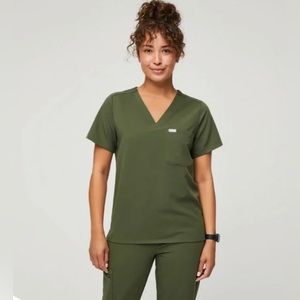 FIGS XSmall SET Dark Olive Top & Bottom